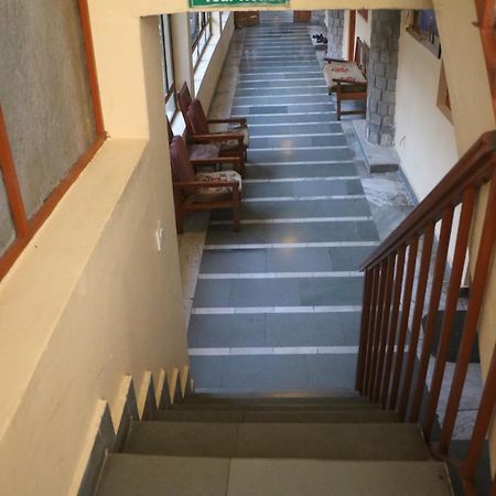 Pema Thang Hotel Kangra Zewnętrze zdjęcie