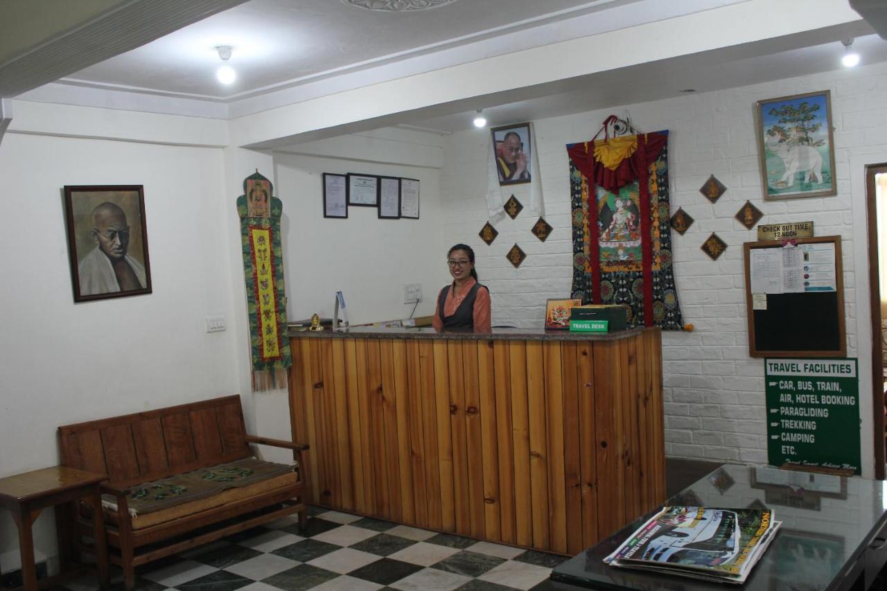 Pema Thang Hotel Kangra Zewnętrze zdjęcie