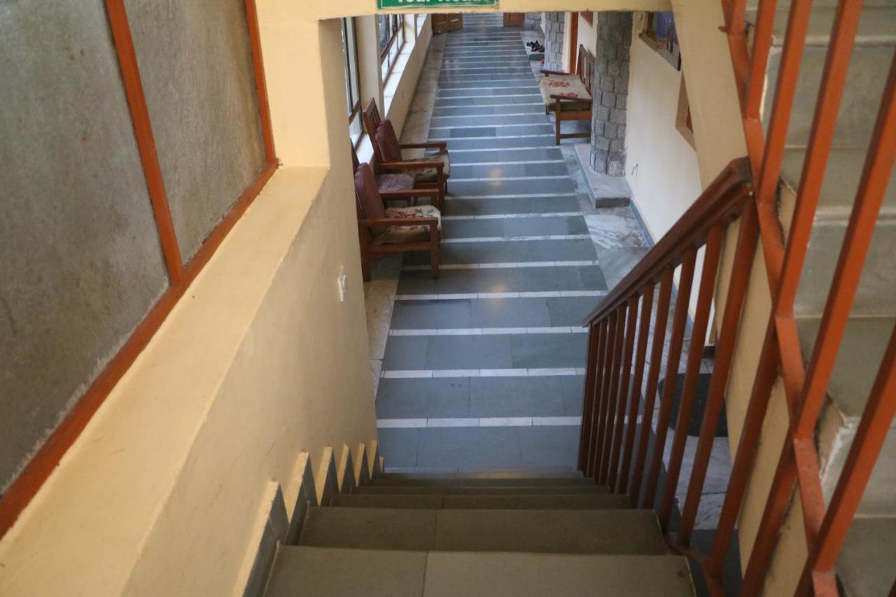 Pema Thang Hotel Kangra Zewnętrze zdjęcie