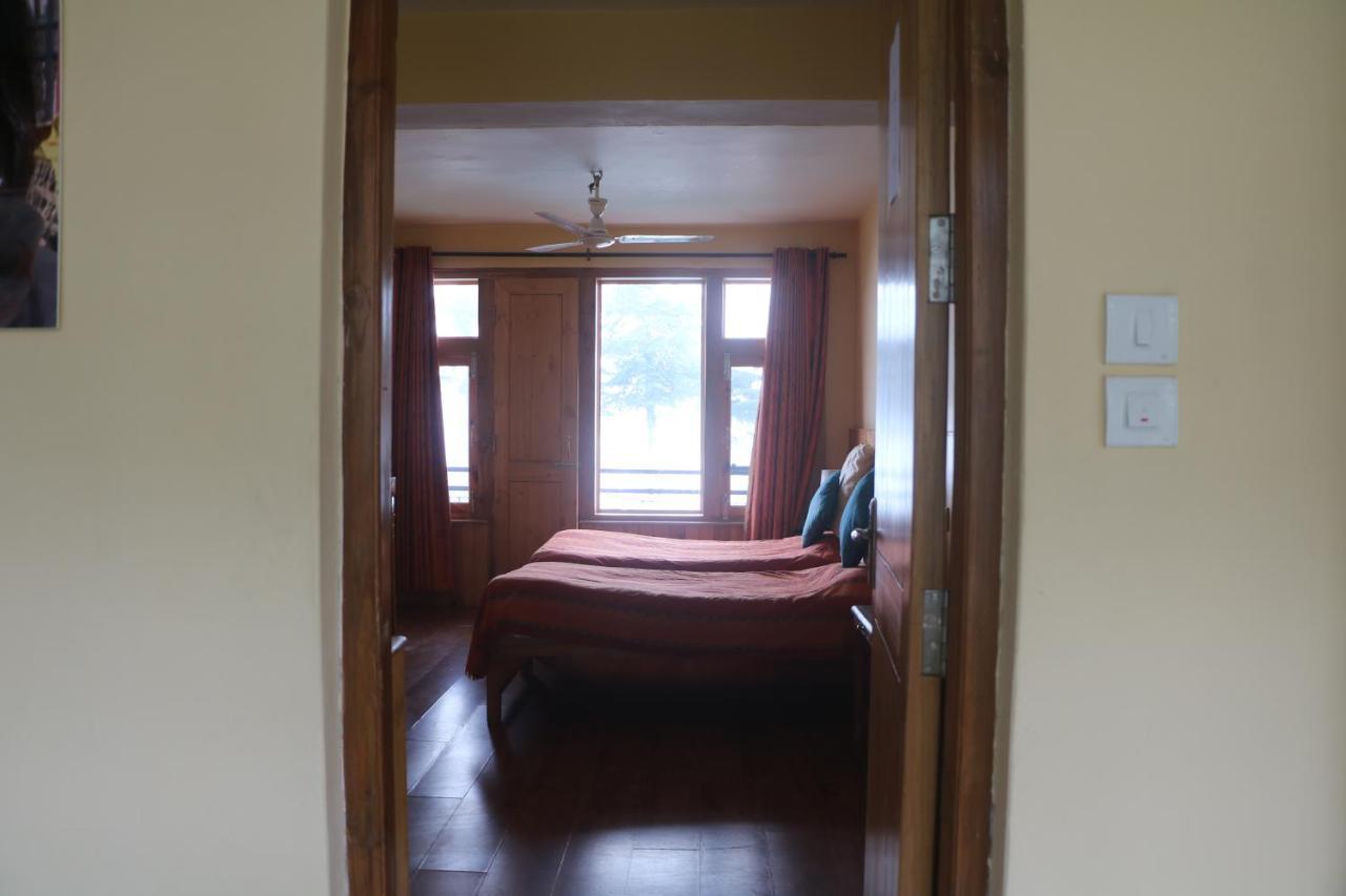 Pema Thang Hotel Kangra Zewnętrze zdjęcie