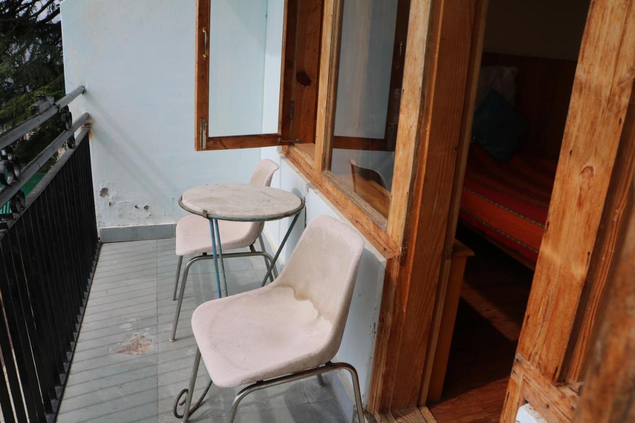 Pema Thang Hotel Kangra Zewnętrze zdjęcie